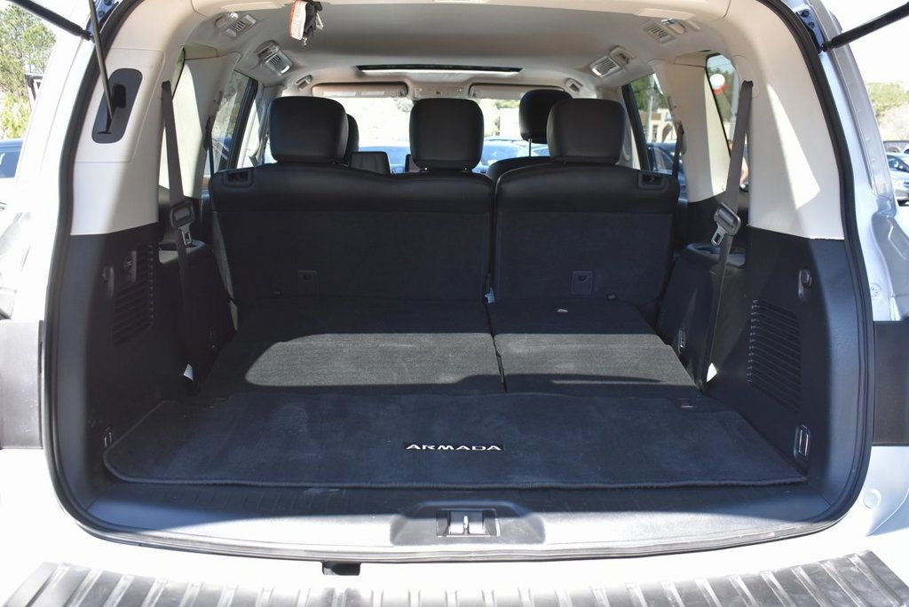 2024 Nissan Armada SL photo 37