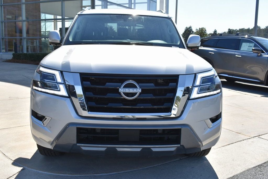 2024 Nissan Armada SL photo 4