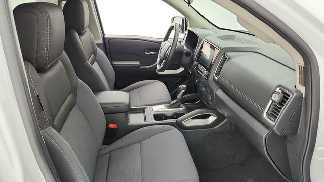 2024 Nissan Frontier Crew Cab 4x2 SV with Convenience & Technology Packages - 22941463 - 22