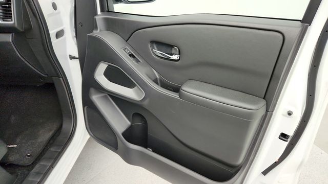 2024 Nissan Frontier Crew Cab 4x2 SV with Convenience & Technology Packages - 22941463 - 24