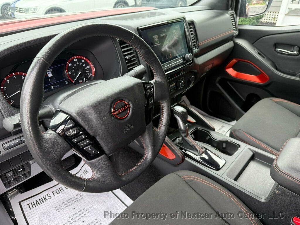 2024 Nissan Frontier Crew Cab PRO-4X photo 12