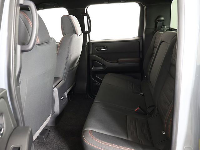 2024 Nissan Frontier Crew Cab 4x4 PRO-4X - 23070123 - 32