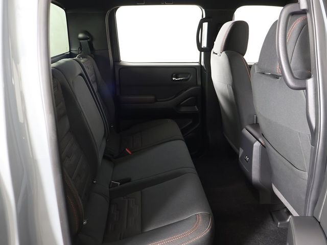 2024 Nissan Frontier Crew Cab 4x4 PRO-4X - 23070123 - 33
