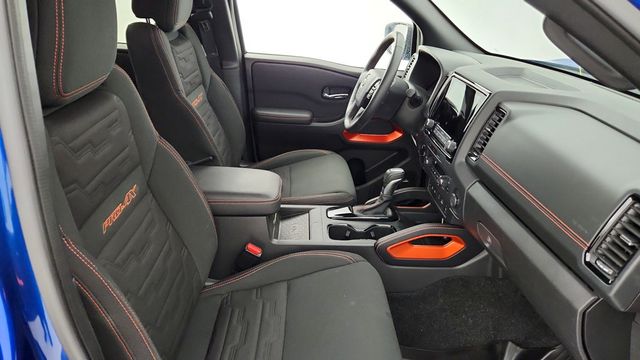 2024 Nissan Frontier Crew Cab 4x4 PRO-4X - 22950002 - 11