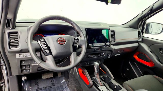 2024 Nissan Frontier Crew Cab 4x4 PRO-4X - 23092452 - 11