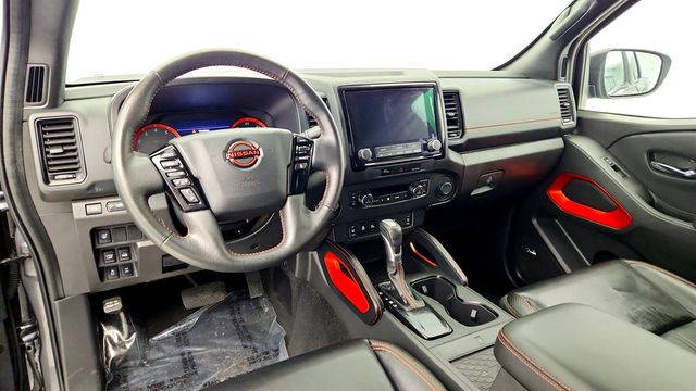 2024 Nissan Frontier Crew Cab 4x4 PRO-4X w/ Premium, Convenience & Technology Pkgs - 22966671 - 10