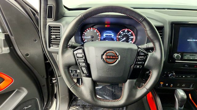 2024 Nissan Frontier Crew Cab 4x4 PRO-4X w/ Premium, Convenience & Technology Pkgs - 22966671 - 11