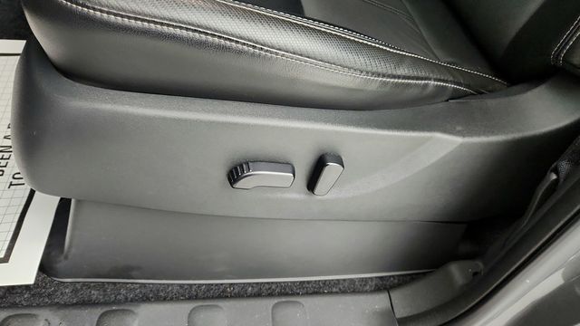 2024 Nissan Frontier Crew Cab 4x4 SL with Technology Package - 22945424 - 11