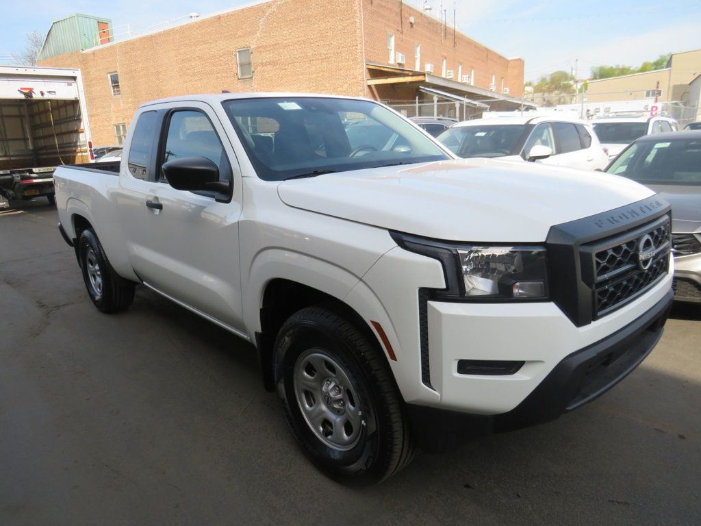2024 Nissan Frontier King Cab S photo 3