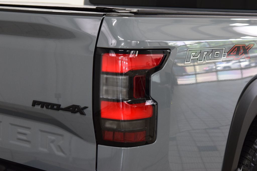 2024 Nissan Frontier PRO-4X Premium w/ Technology Package - 23037682 - 15