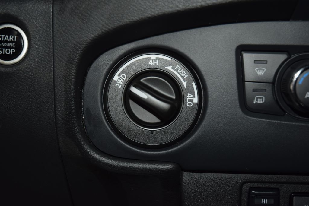 2024 Nissan Frontier PRO-4X Premium w/ Technology Package - 23037682 - 36