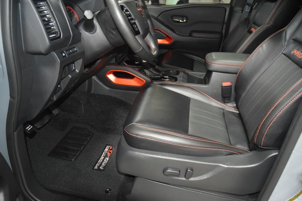 2024 Nissan Frontier PRO-4X Premium w/ Technology Package - 23037682 - 38