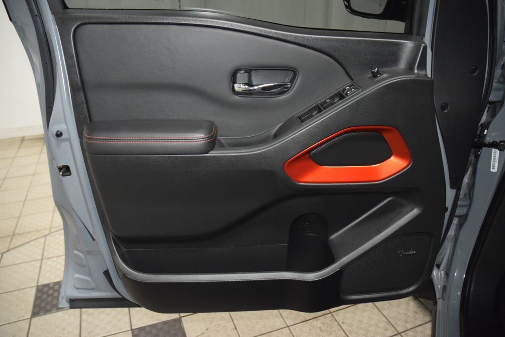 2024 Nissan Frontier PRO-4X Premium w/ Technology Package - 23037682 - 45