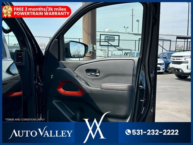 2024 Nissan Frontier Crew Cab PRO-4X Pickup 4D 5 ft - 23006013 - 15