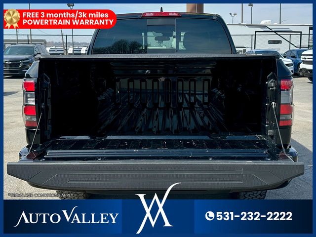 2024 Nissan Frontier Crew Cab PRO-4X Pickup 4D 5 ft - 23006013 - 37