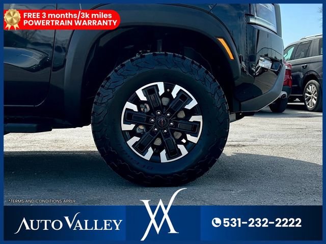 2024 Nissan Frontier Crew Cab PRO-4X Pickup 4D 5 ft - 23006013 - 8