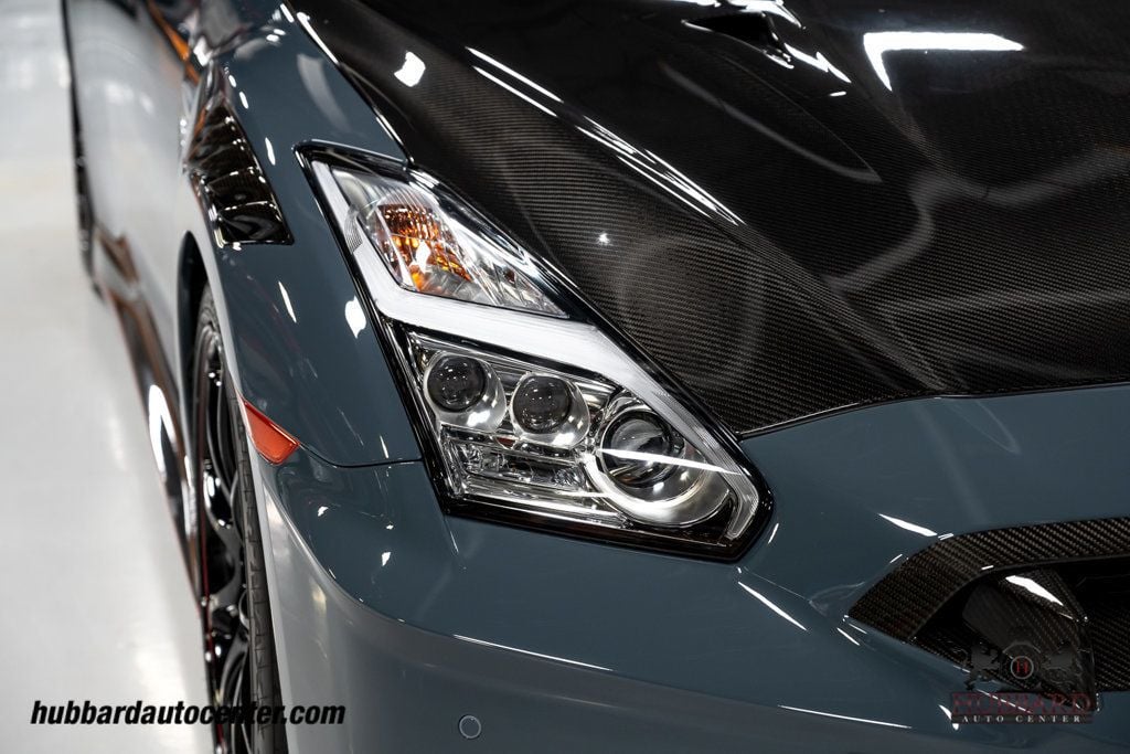 2024 Nissan GT-R NISMO AWD - 22942754 - 13