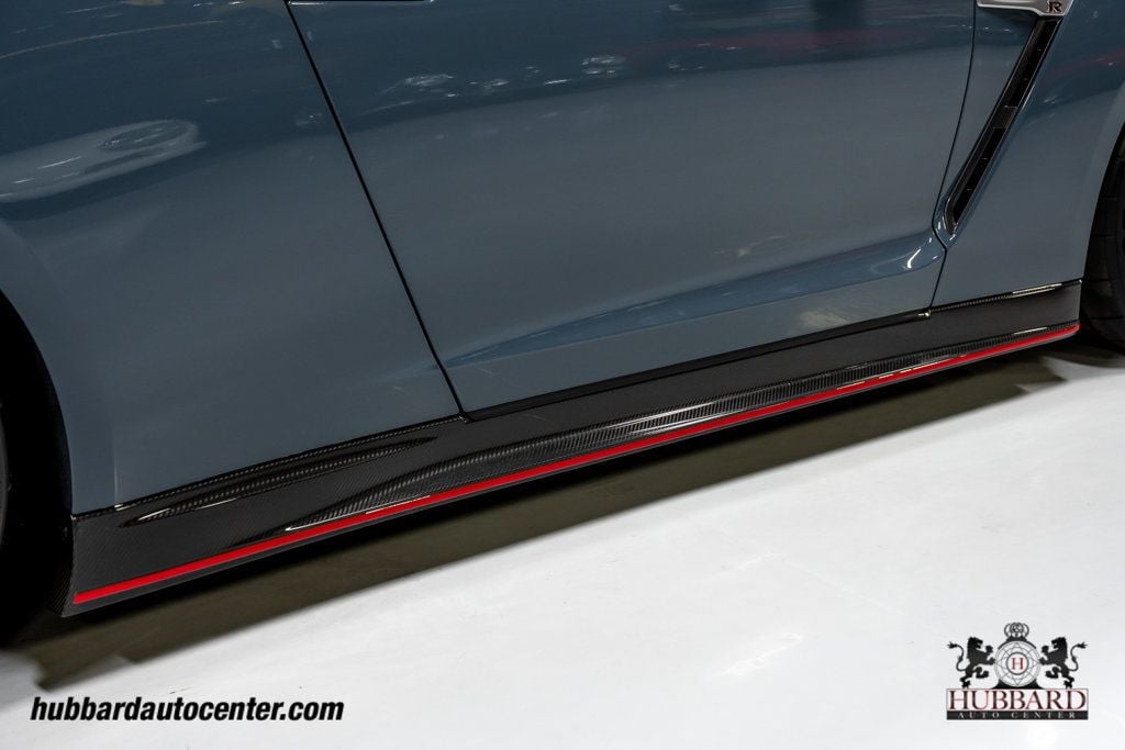 2024 Nissan GT-R NISMO AWD - 22942754 - 30