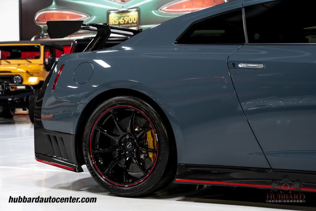 2024 Nissan GT-R NISMO AWD - 22942754 - 33