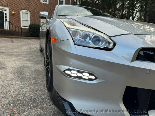 2024 Nissan GT-R Premium AWD - 22820649 - 12