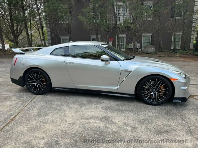 2024 Nissan GT-R Premium AWD - 22820649 - 3