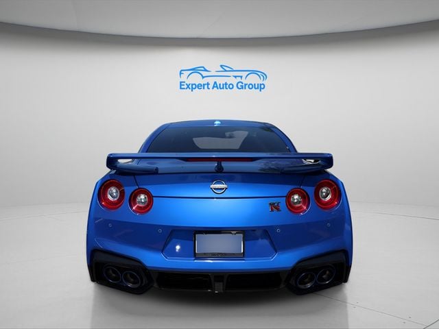 2024 Nissan GT-R Premium - Photo 9