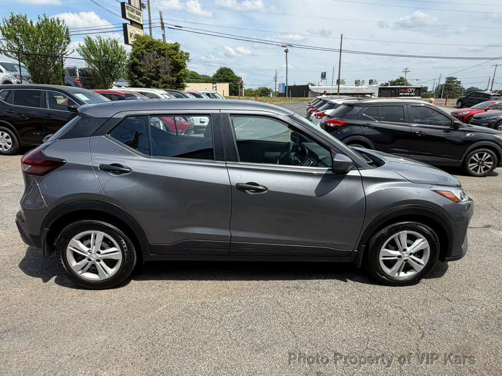 2024 Nissan Kicks S FWD - 23015378 - 3
