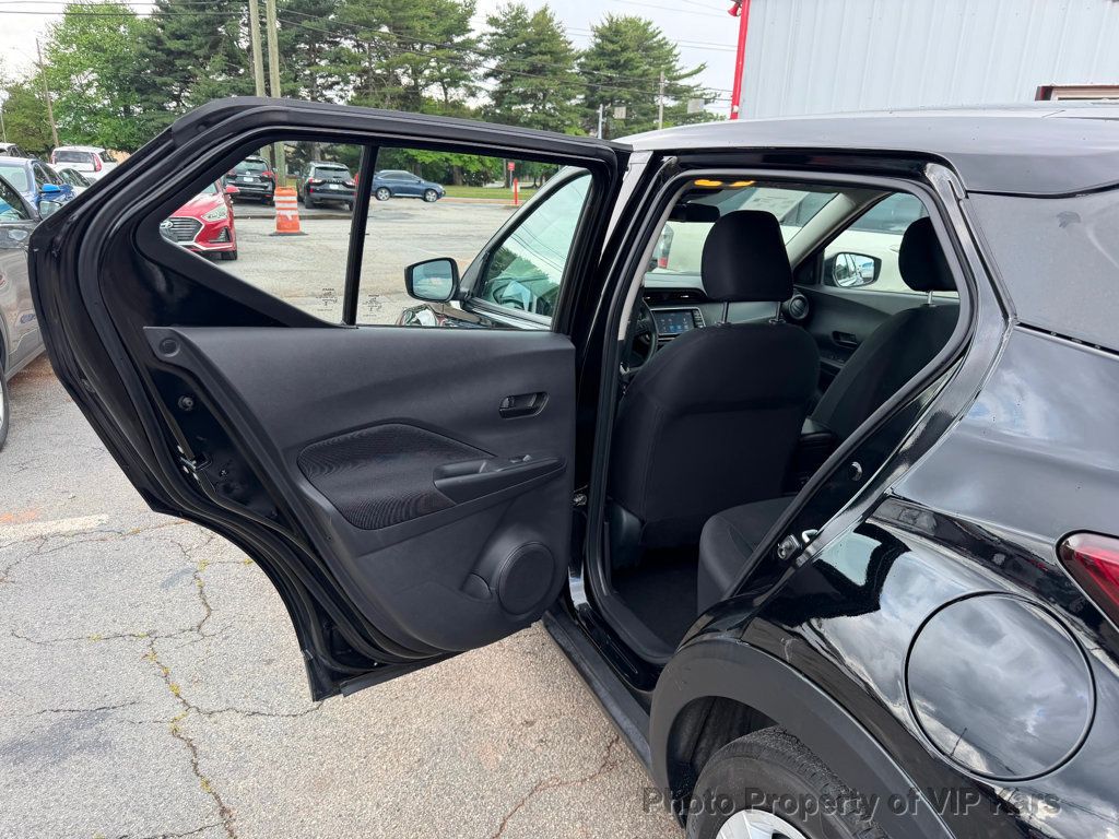 2024 Nissan Kicks S FWD - 23031473 - 9