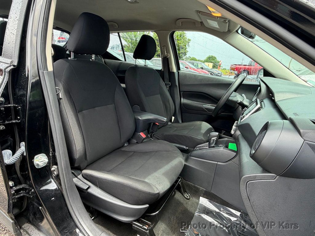 2024 Nissan Kicks S FWD - 23031473 - 15
