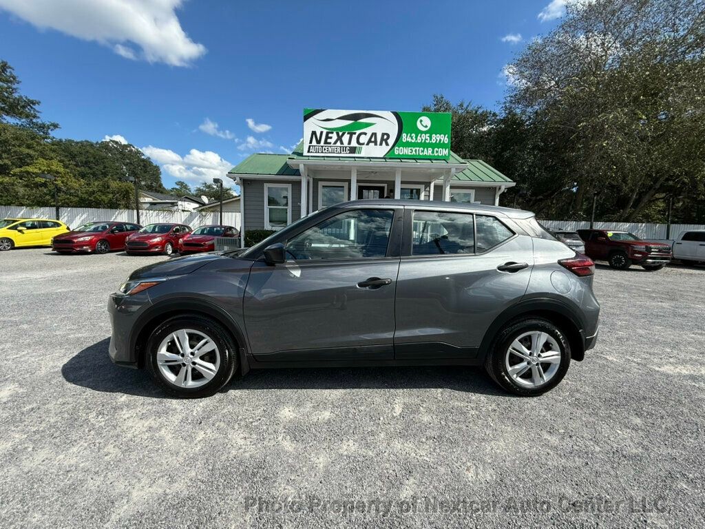 2024 Nissan Kicks S photo 2