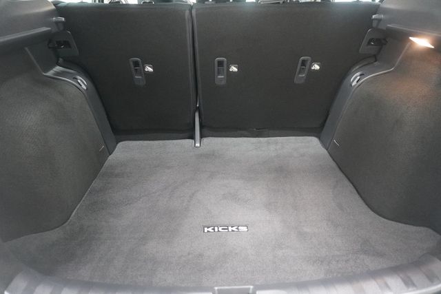 2024 Nissan Kicks S FWD - 23010922 - 19