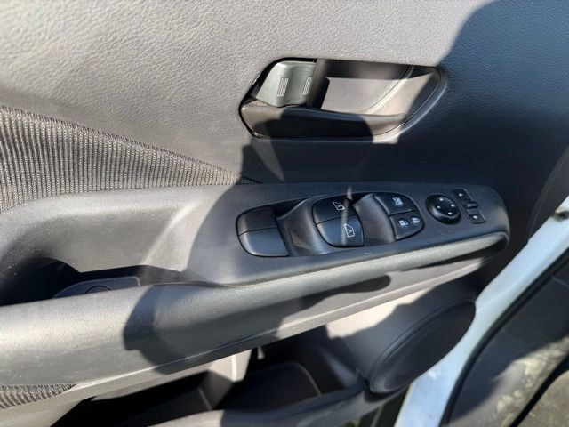 2024 Nissan Kicks S FWD - 23017974 - 11
