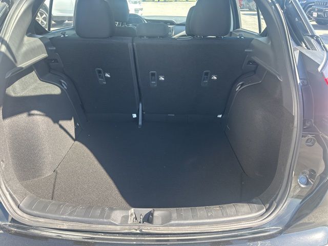 2024 Nissan Kicks S FWD - 23022278 - 11