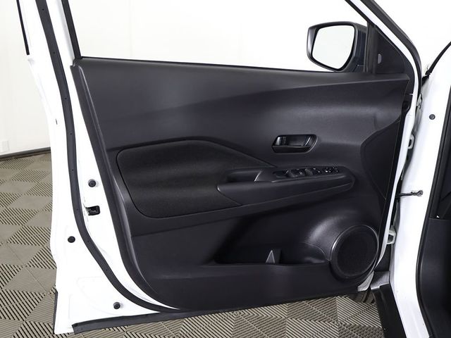 2024 Nissan Kicks S FWD - 23040486 - 18