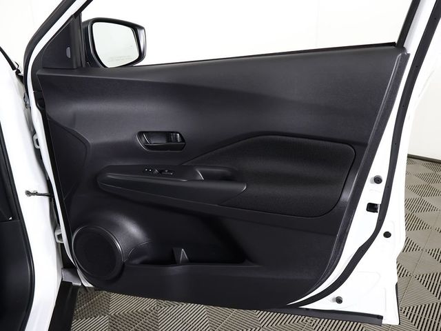 2024 Nissan Kicks S FWD - 23040486 - 19