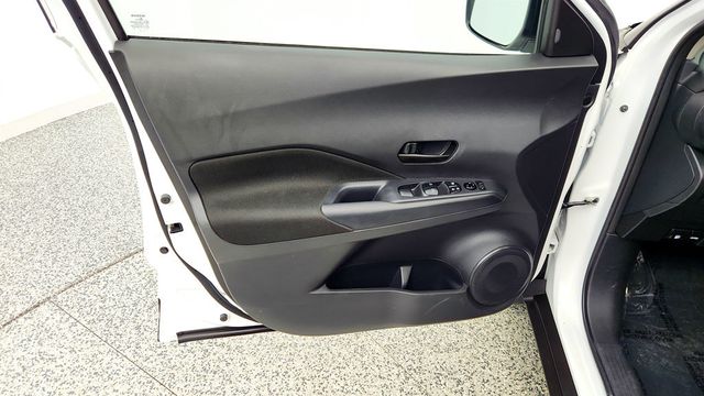 2024 Nissan Kicks S FWD - 23003965 - 9