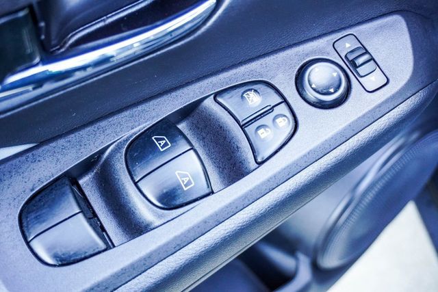 2024 Nissan Kicks SR FWD - 22941877 - 17