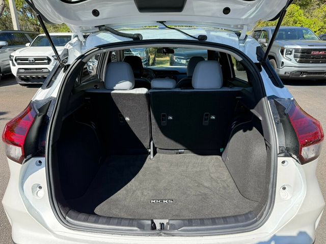 2024 Nissan Kicks SR FWD - 23000035 - 7