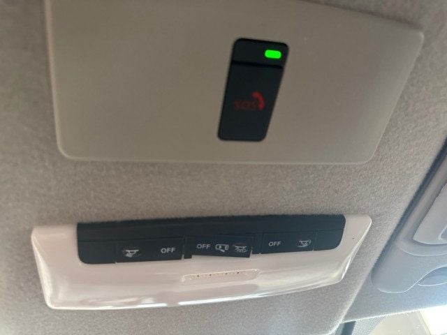 2024 Nissan Kicks SV FWD - 22943127 - 15