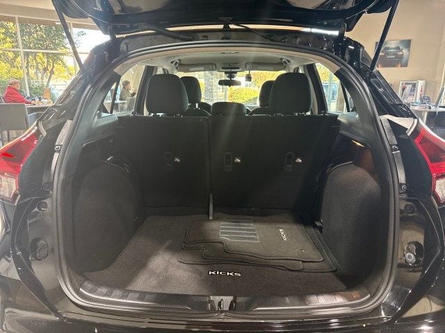 2024 Nissan Kicks SV FWD - 22943127 - 7