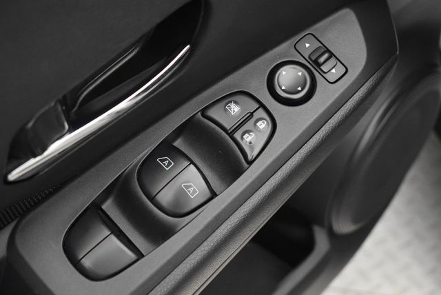 2024 Nissan Kicks SV FWD - 23020115 - 11