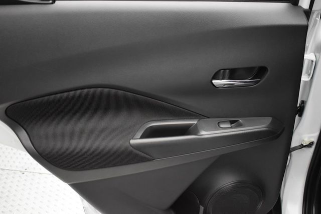 2024 Nissan Kicks SV FWD - 23020115 - 27