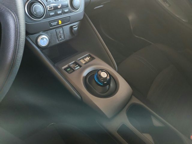 2024 Nissan Leaf S Hatchback - 22935830 - 15