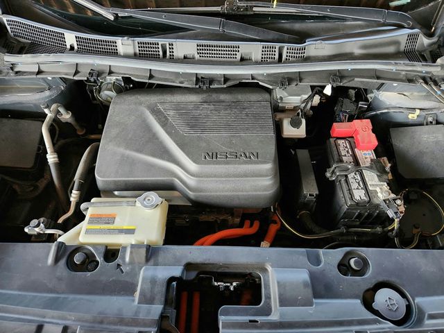 2024 Nissan Leaf S Hatchback - 22935830 - 24