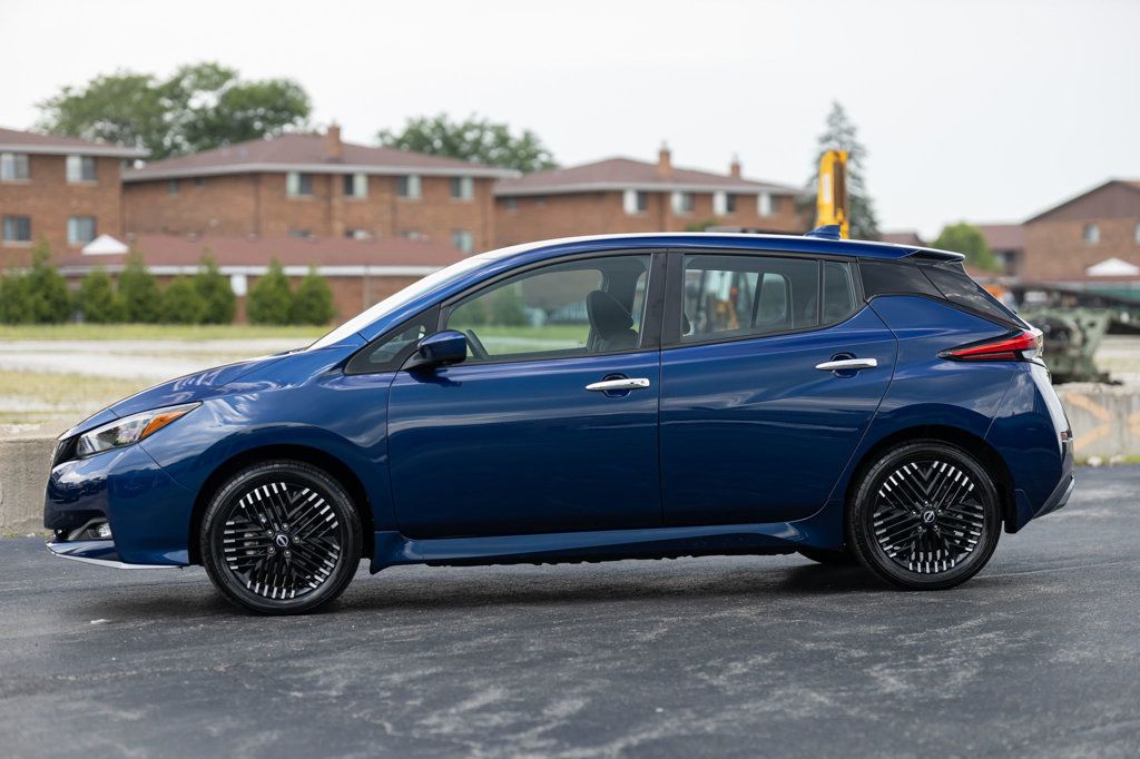 2024 Nissan Leaf SV Plus photo 4