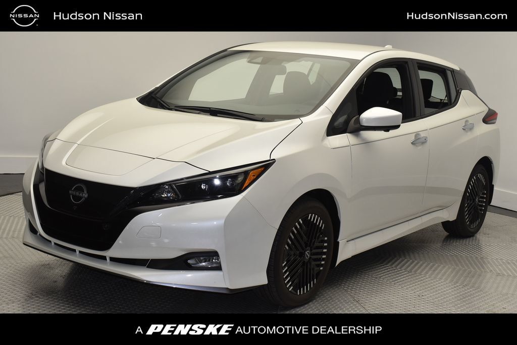 2024 Nissan LEAF