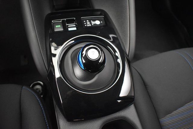 2024 Nissan Leaf SV PLUS Hatchback - 22956592 - 20