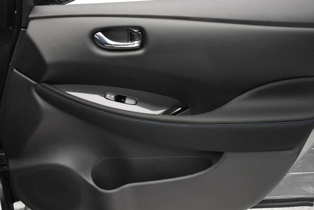 2024 Nissan Leaf SV PLUS Hatchback - 22956592 - 24