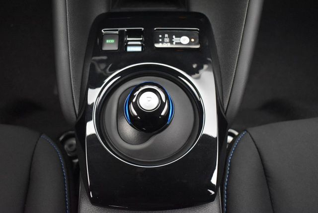 2024 Nissan Leaf SV PLUS Hatchback - 22956592 - 29
