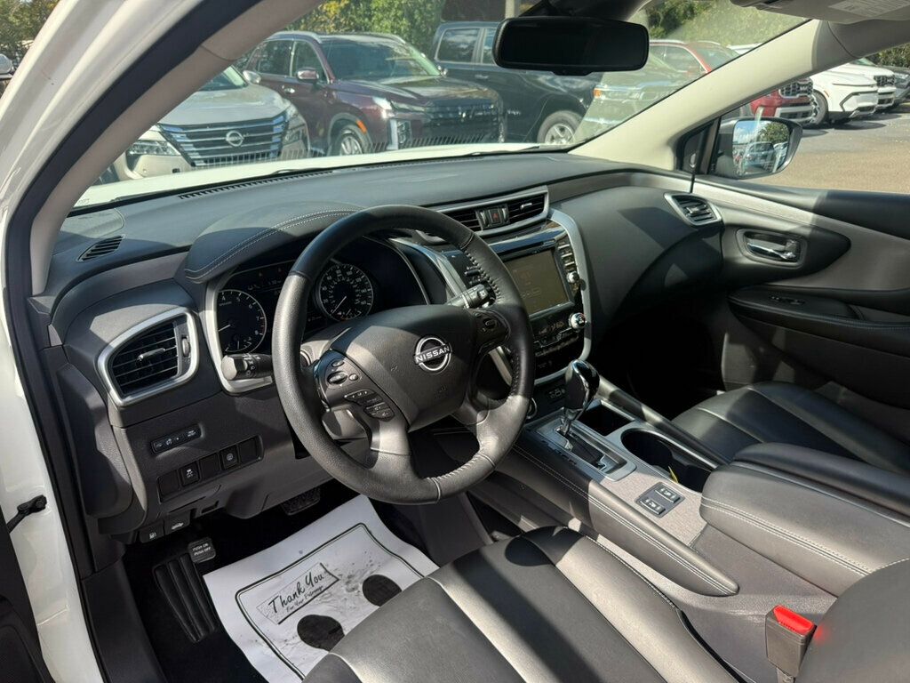 2024 Nissan Murano SV photo 3